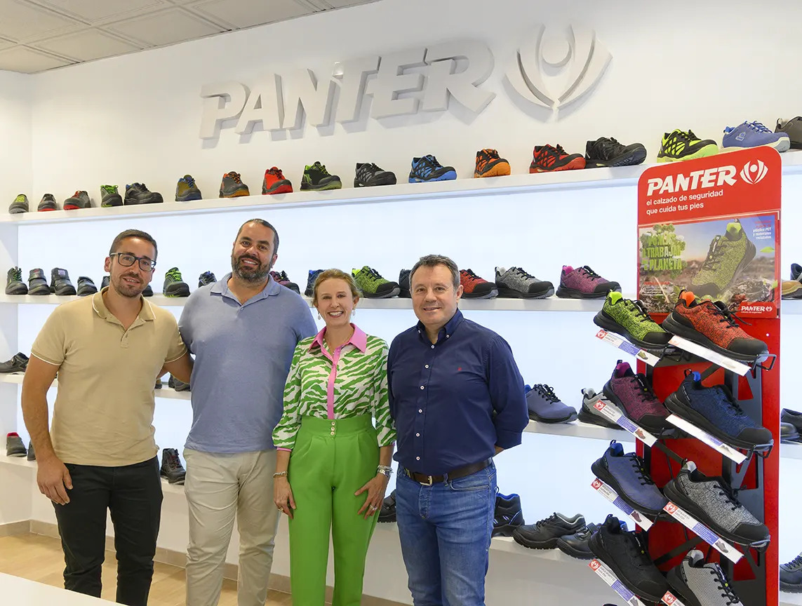 EFE UNO VISITA AL EQUIPO DE PANTER